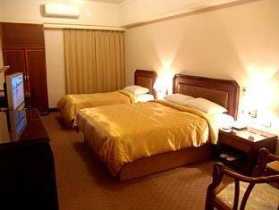 Sin Fu Business Hotel Taichung Exterior foto